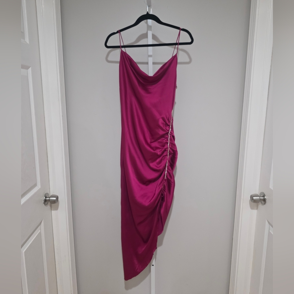 *NWT* ASTR The Label Fuchsia Asymmetrical Ruched Dress. Sold Out Style!